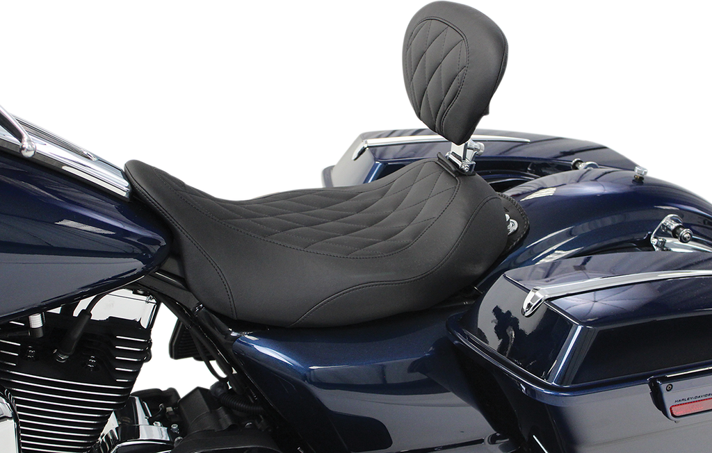 MUSTANG Wide Tripper™ Solo Seat With Removable Driver Backrest - Wide Tripper™ Solo Seat / With Removable Driver Backrest / FL '08-'25 0810-1927