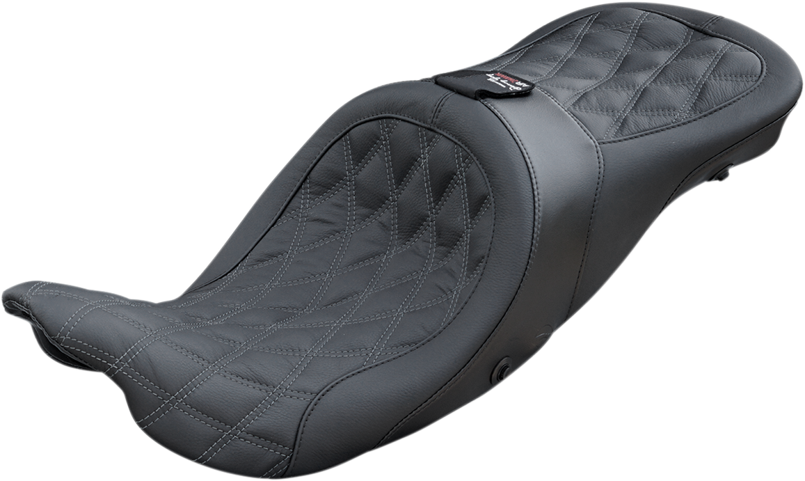 DANNY GRAY Airhawk Longhaul 2-Up Seat With Driver's Backrest Capability - Longhaul 2Up Seat / Air / w/ Driver Backrest Capability / Double Diamond w/ Gray Stitch / FL '08-'23 0801