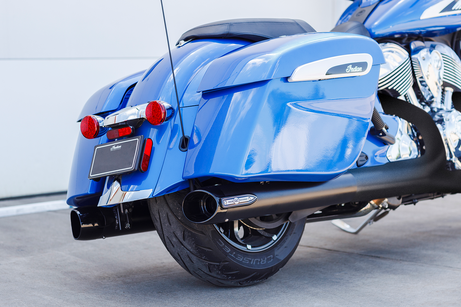 4" Broadhead Slip-On Mufflers - Slash Cut - Black