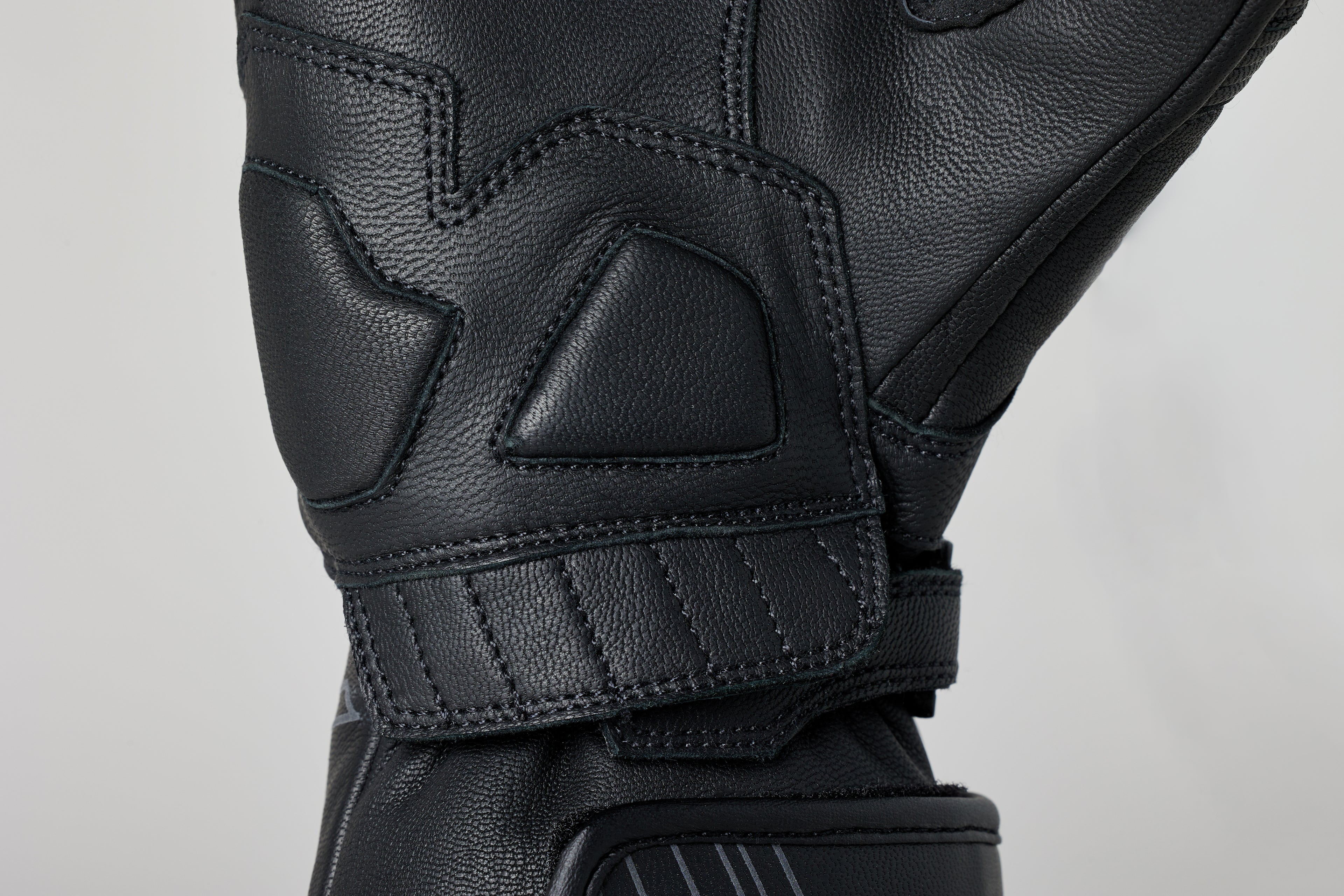RST Fulcrum Waterproof CE Men's Glove - Black / Black - View 4