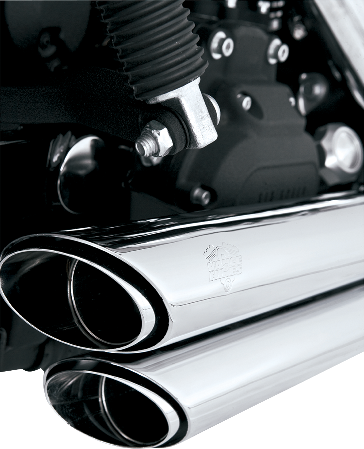 VANCE & HINES Shortshots Staggered Exhaust System - Chrome 17317