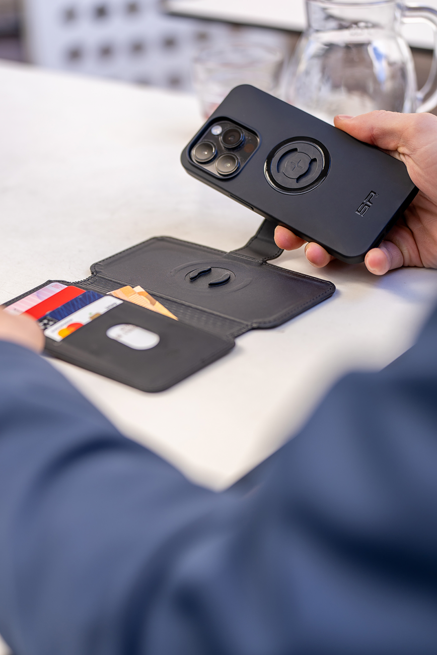 SP CONNECT SPC+ Magnetic Flip Cover - XL 52843