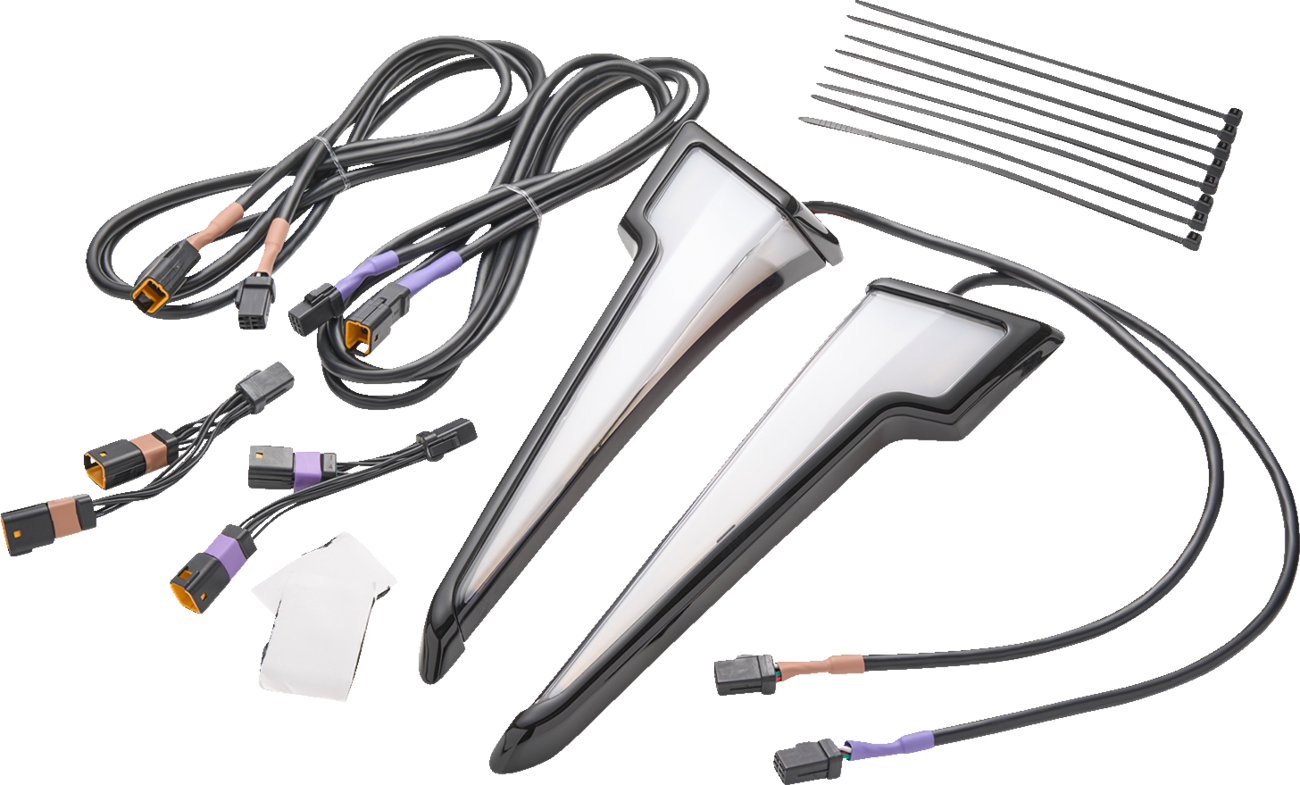 CIRO Quill™ Fairing Light - w/Turn Signal / Black / FLHX 2040-3432