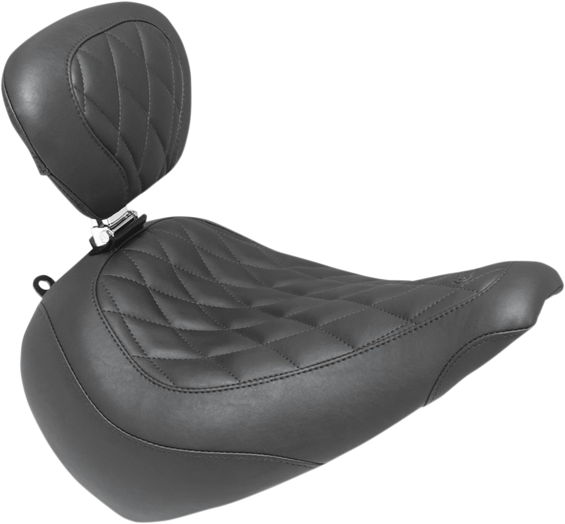 MUSTANG Wide Tripper™ Seat