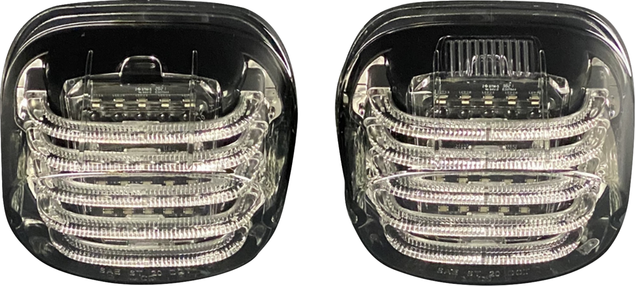 CUSTOM DYNAMICS ProBEAM® LED Taillight - Squareback / Smoke / FLRT/FLTRT 2010-1578