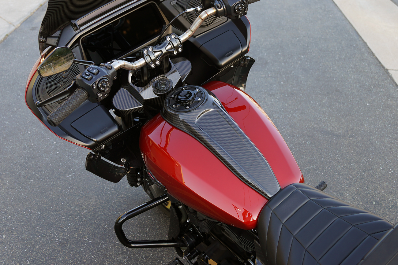 ARLEN NESS Tank Dash Panel - Carbon Fiber / FLTRX/FLHX 2330-0336