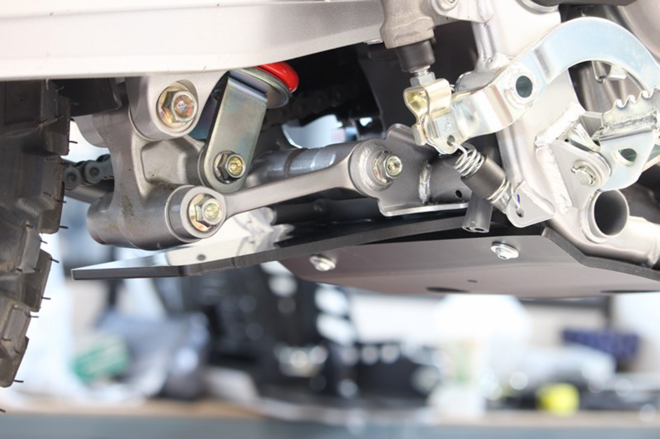 AXP RACING Linkage Guard - Black / Honda / CRF300L 0506-1987