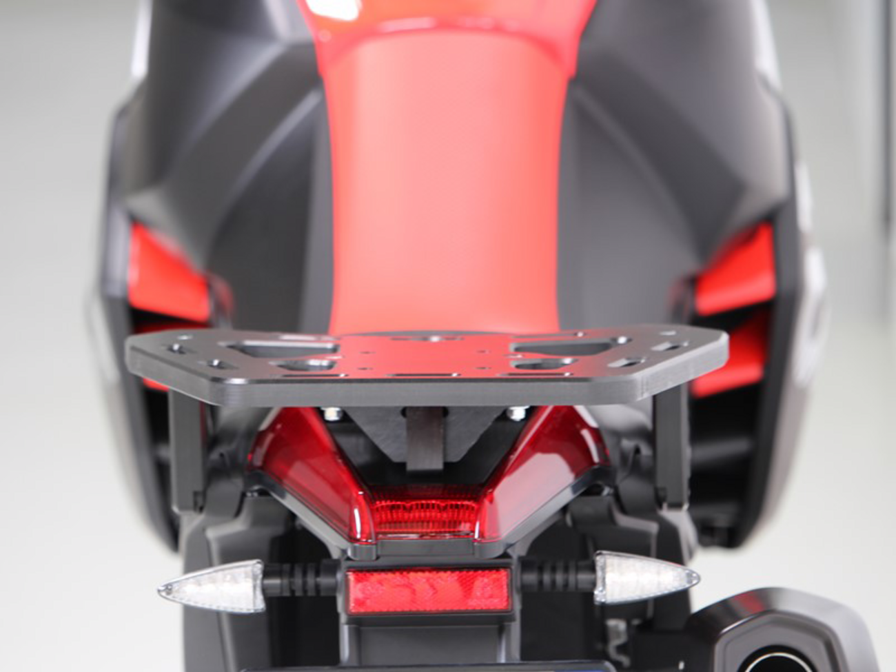 AXP RACING Rear Rack - Aprilia / Tuareg 1510-1148
