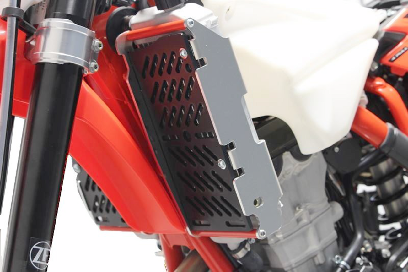 AXP RACING Xtrem Radiator Guards - Beta 1901-0932