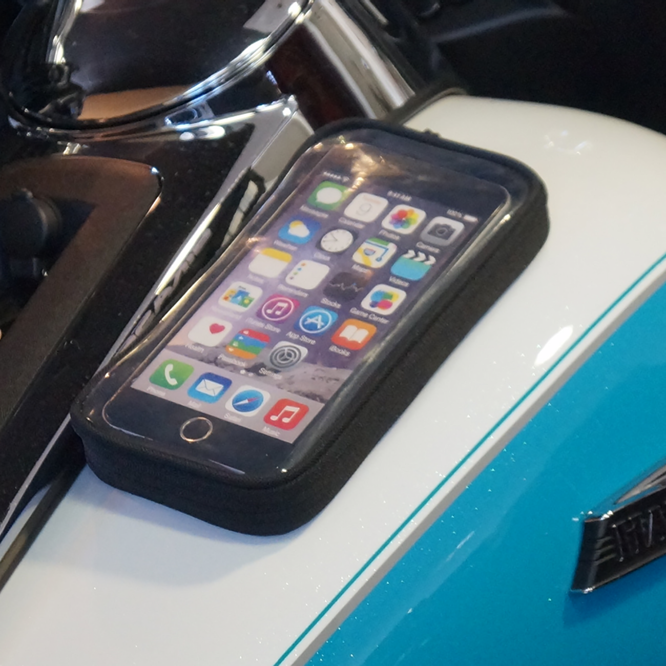 BIKASE Magnetic Phone Case - Universal 3502-0550