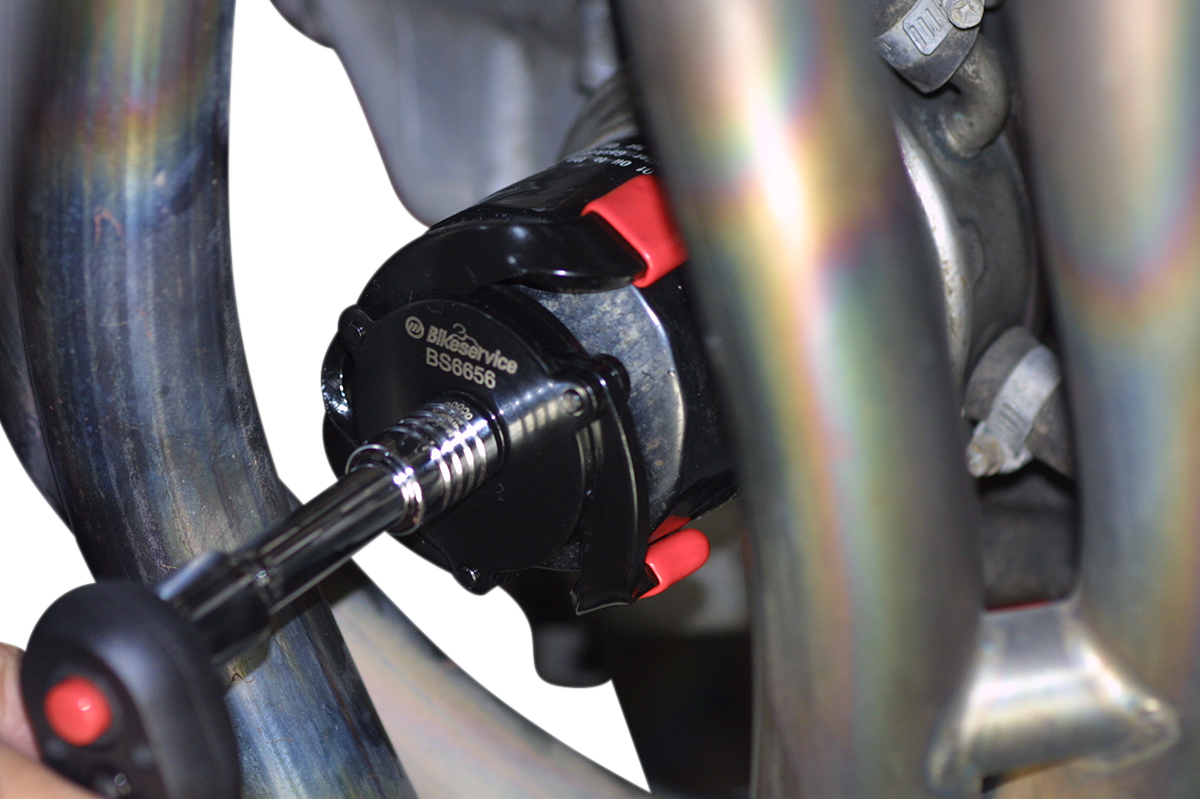 BIKESERVICE Wrench - Oil Filter / 3-Leg 3801-0380