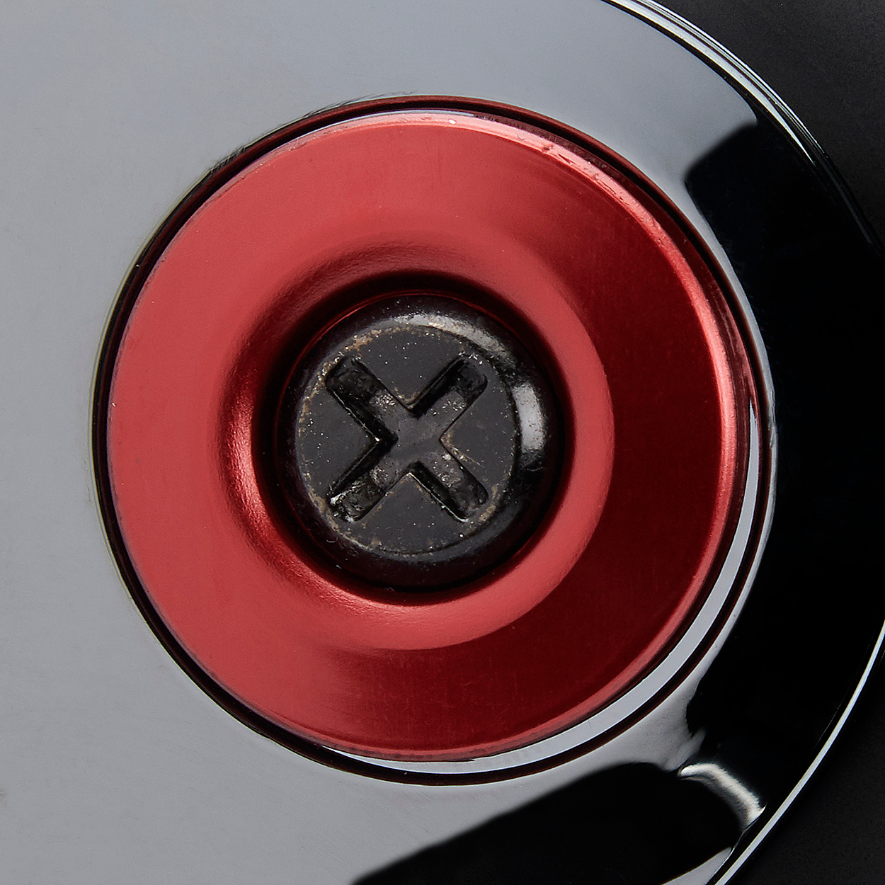 BILTWELL Gen 2 Hardware Kit - Black Screw / Red Baseplate 0133-1341