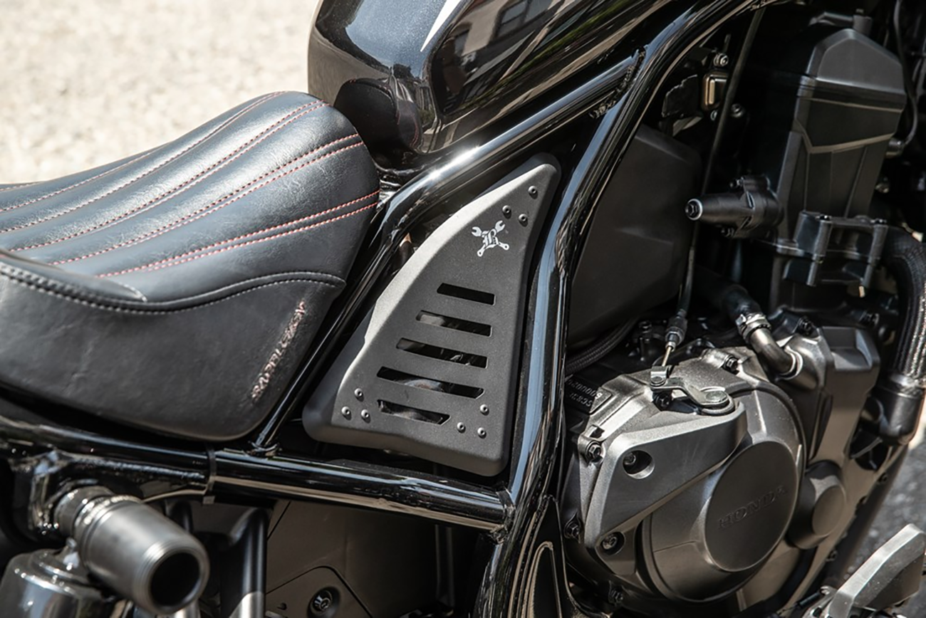 BURLY BRAND Side Covers - Slash Cut / Black / Honda / CMX 0504-0375
