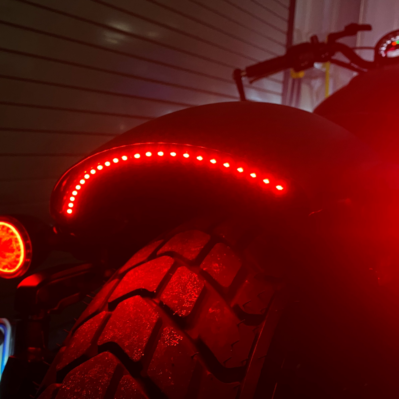 CUSTOM DYNAMICS Dual Light Strip - 25" 2040-3022