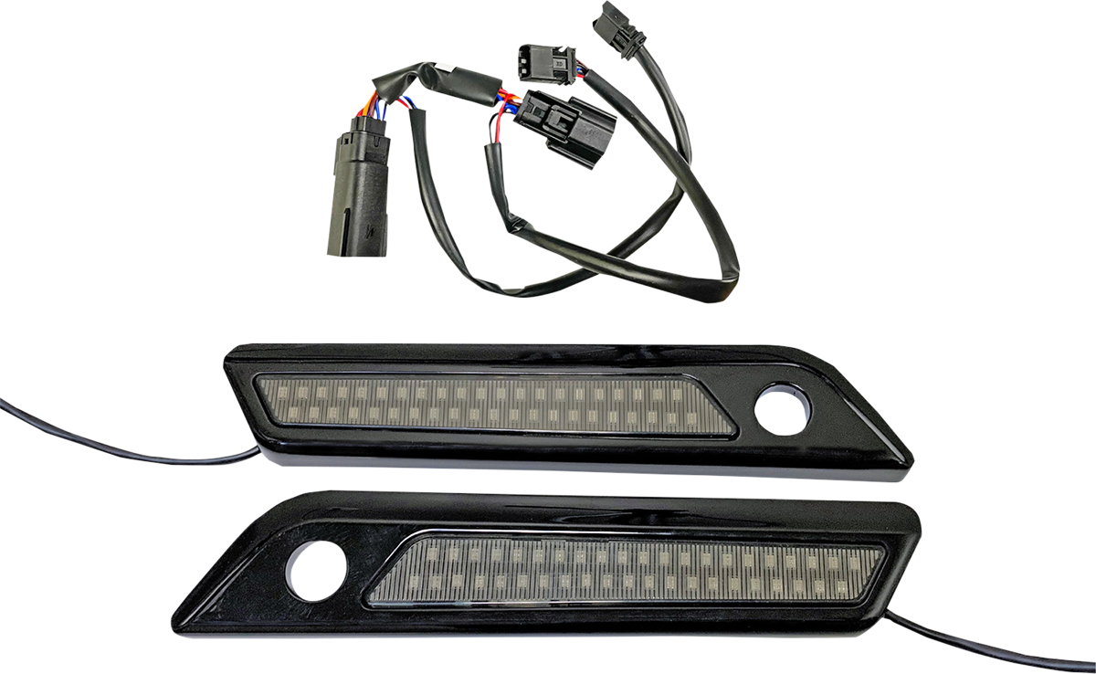 CUSTOM DYNAMICS Latch Light - Saddlebag / Dual Color / Smoke / Black 2040-2873