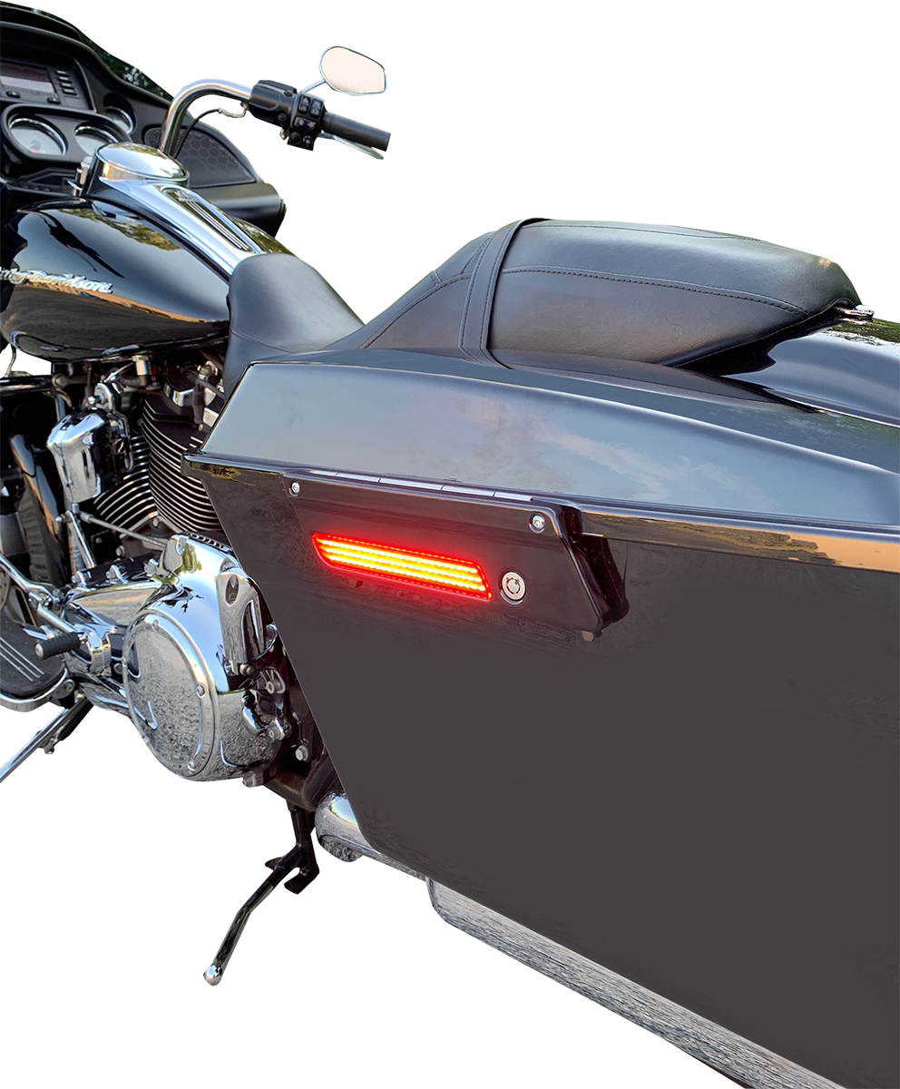 CUSTOM DYNAMICS Latch Light - Saddlebag / Red / Black 2040-2863