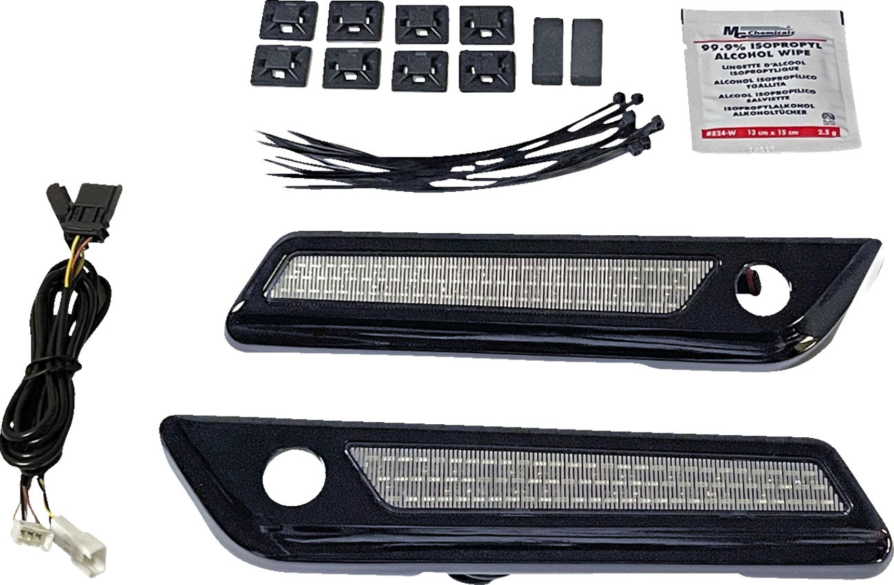 CUSTOM DYNAMICS Latch Light - Saddlebag / Smoke / Black 2040-2865