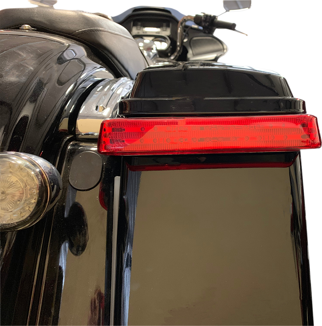 CUSTOM DYNAMICS Saddlebag Lights - BCM / Chrome/Red 2040-2269