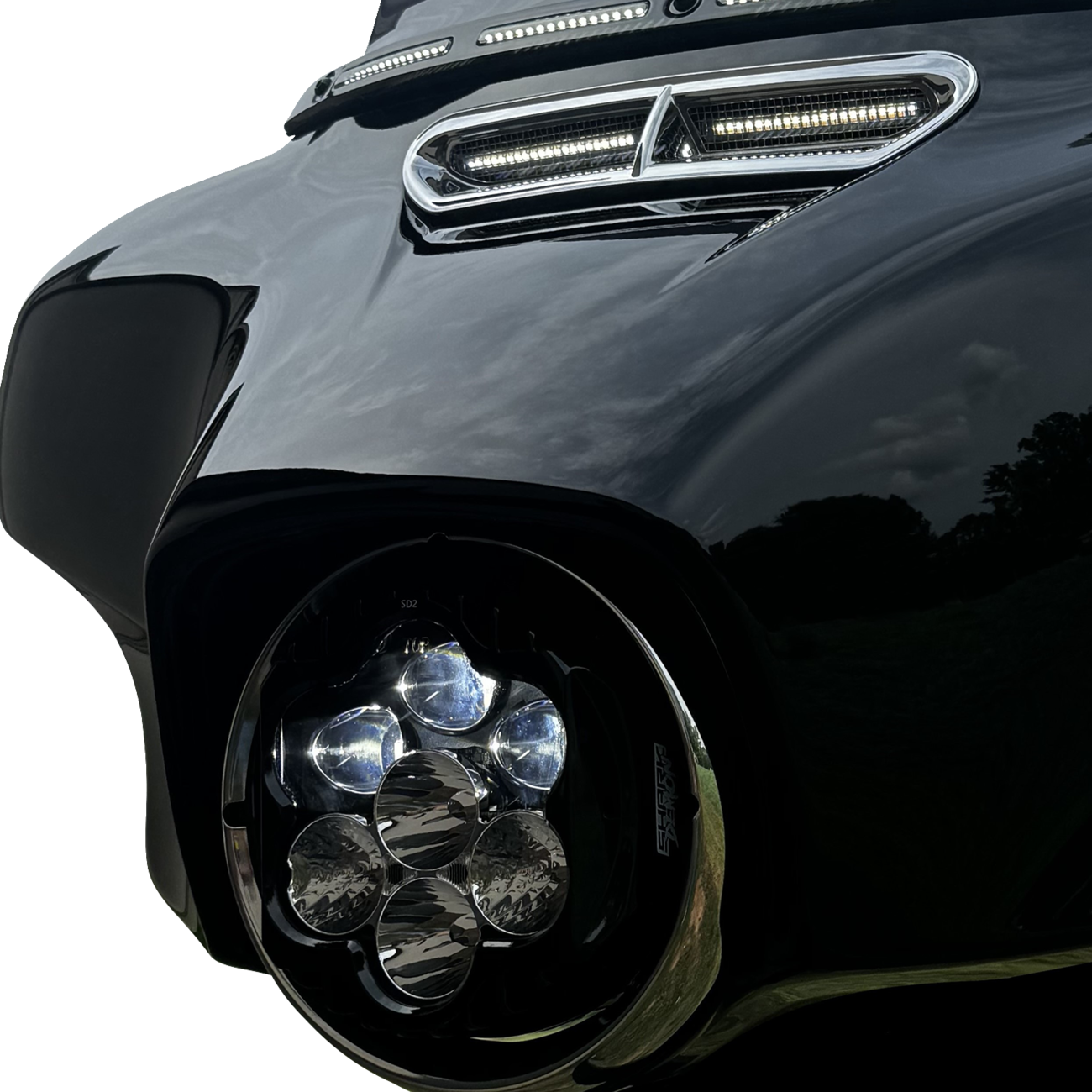CUSTOM DYNAMICS LED Headlight - Shark Demon® / Harley-Davidson® 2001-2845