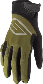 SLIPPERY Circuit Gloves