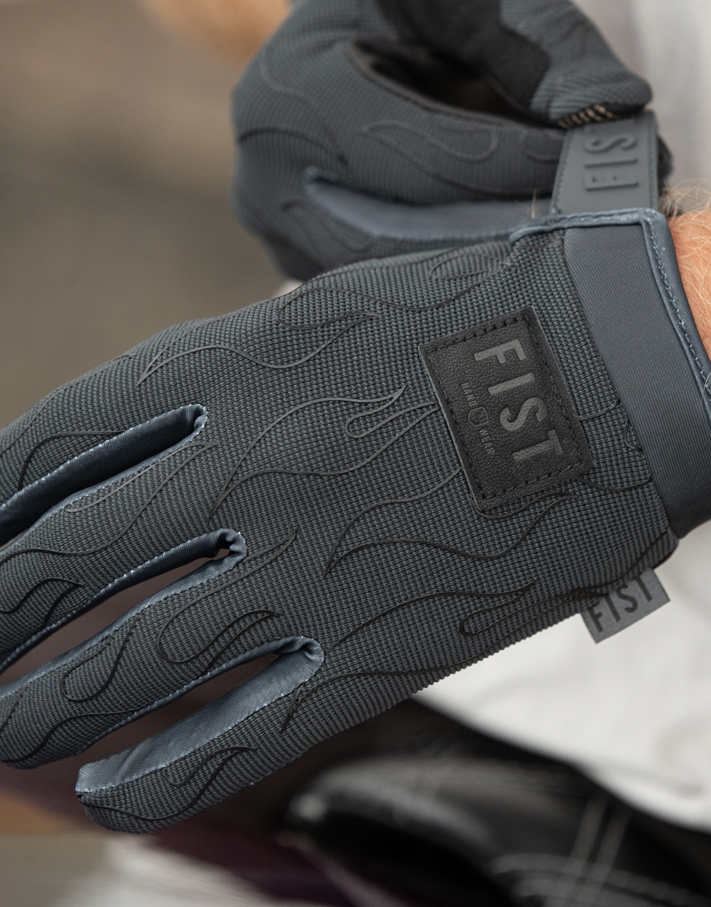 FIST HANDWEAR Moto Hybrid Phantom Flame Road Gloves