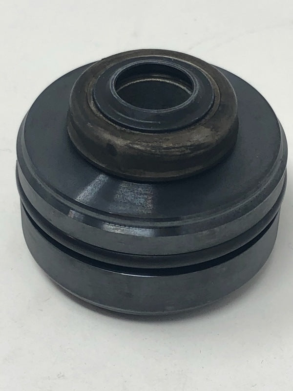 KYB Powersports KYB 2002-2003/2005-2007 Suzuki GSX-R1000 Rear Shock Seal Head 46 mm. / 14 mm. - 120244600101
