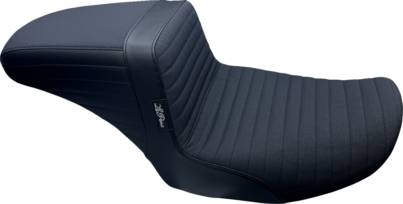 LE PERA Kickflip Seat — Pleated/Gripper - Kickflip Seat / Pleated w/ Gripp Tape / FLH/FLT '23-'25 0801-1869