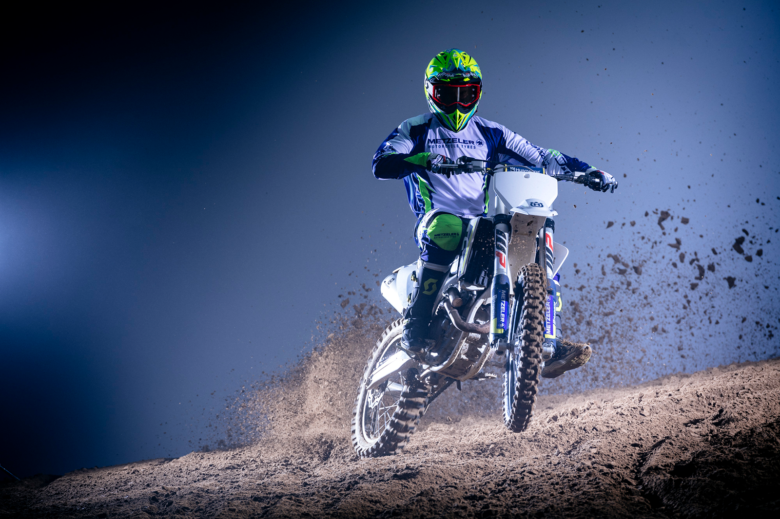 METZELER MC360™ Mid-Hard Tire