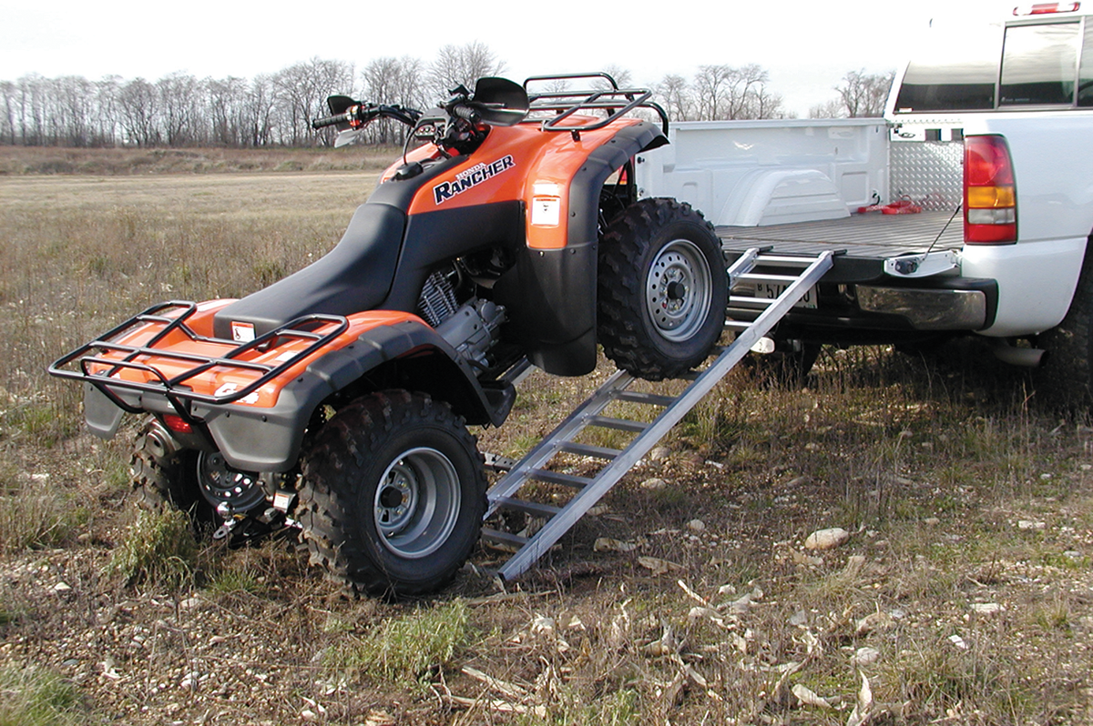 MOOSE OFFROAD Tri-fold Adjustable Ramp - Adjustable Tri-Fold Ramp / 42"-52" x 76" 3910-0008