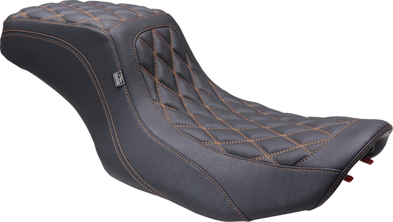 MUSTANG Double Diamond Squareback Seat - One Piece 2-Up Squareback Seat / Double Diamond / Orange Stitch / FLH/FLT '23-'25 0801-1906