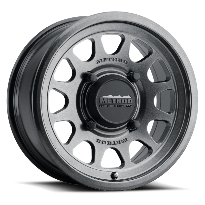 Method Wheels Method MR414 Bead Grip 15x7 / 4+3/13mm Offset / 5x4.5 / 76mm CB Graphite Wheel - MR414570121243