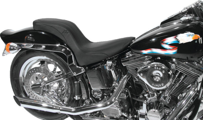Mustang Motorcycle Mustang 1984-1999 Harley Standard Rear Tire DayTripper 1PC Seat - Black - 76372
