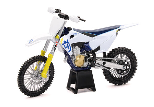 NEW-RAY Race Dirt Bike Replica - 58153