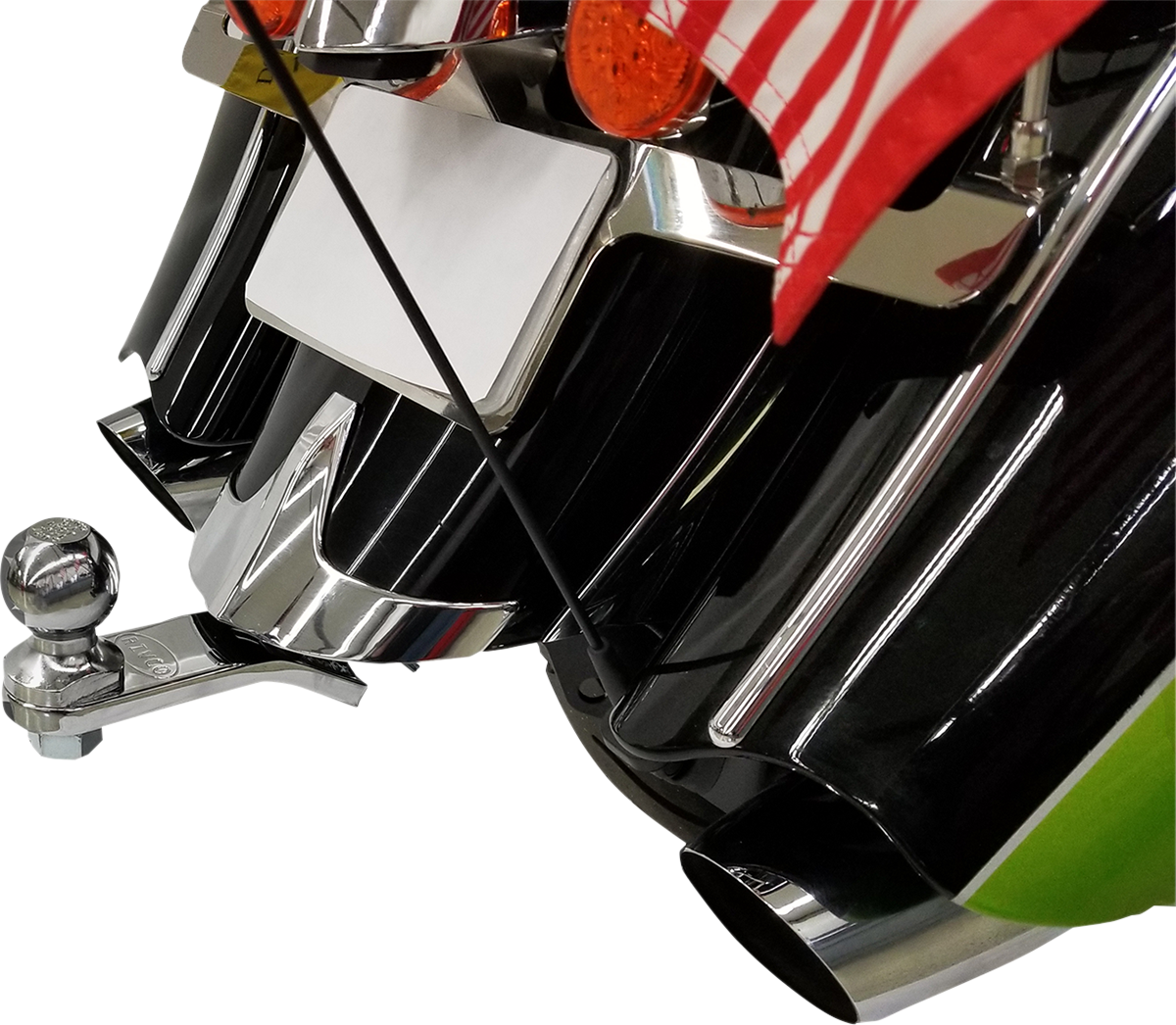 RIVCO PRODUCTS Hidden Trailer Hitch - Trailer Hitch / Indian Models 3902-0204