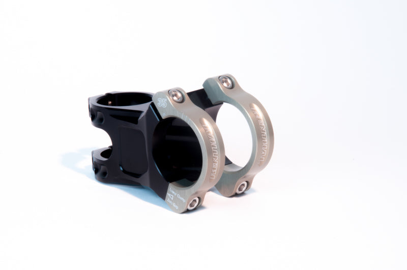 Renthal Apex 35 Handlebar Clamp 60 mm. - STM120-BKAG