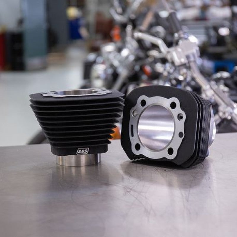 S&S Cycle 1986-2019 Sportster Models 3-1/2in Bore Cylinder Set - Wrinkle Black - 910-0695