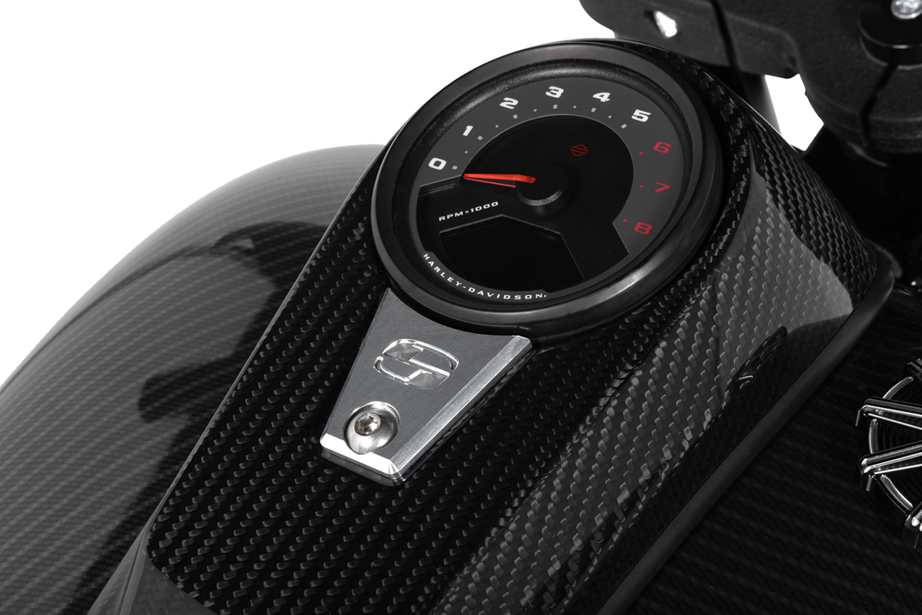 SADDLEMEN Carbon Fiber Dash Panel For M8 Softail Models