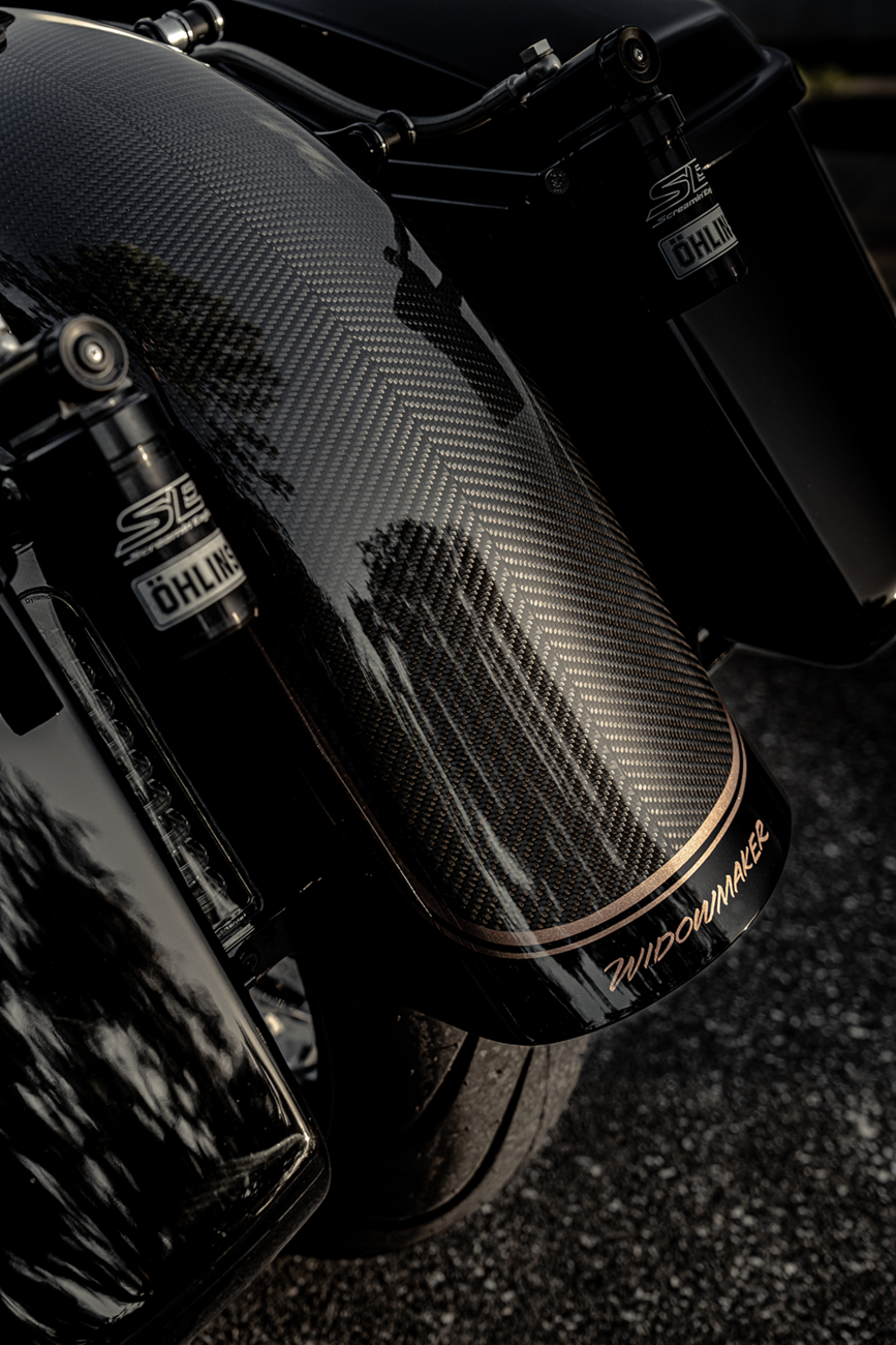 SLYFOX Carbon Fiber Rear Fender