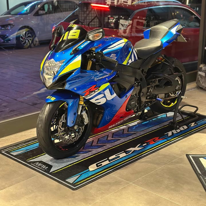 MPM Motorcycle Mat for Suzuki GSX-R750Z - MM7357