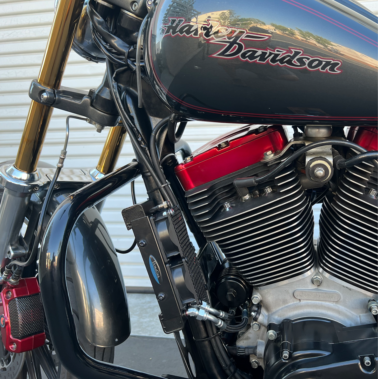 ULTRACOOL Oil Cooler Kit - Naked / Black / Dyna/FXR/Softail/Touring 0713-0225