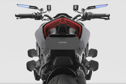 Rizoma Flat-out Fender Eliminator - Our Statement Commitment The North American Market. The Product Has Been Designed And Develope - PTU011B