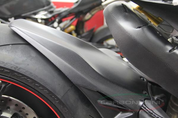 CARBONVANI - DUCATI 899 PANIGALE CARBON FIBER REAR HUGGER