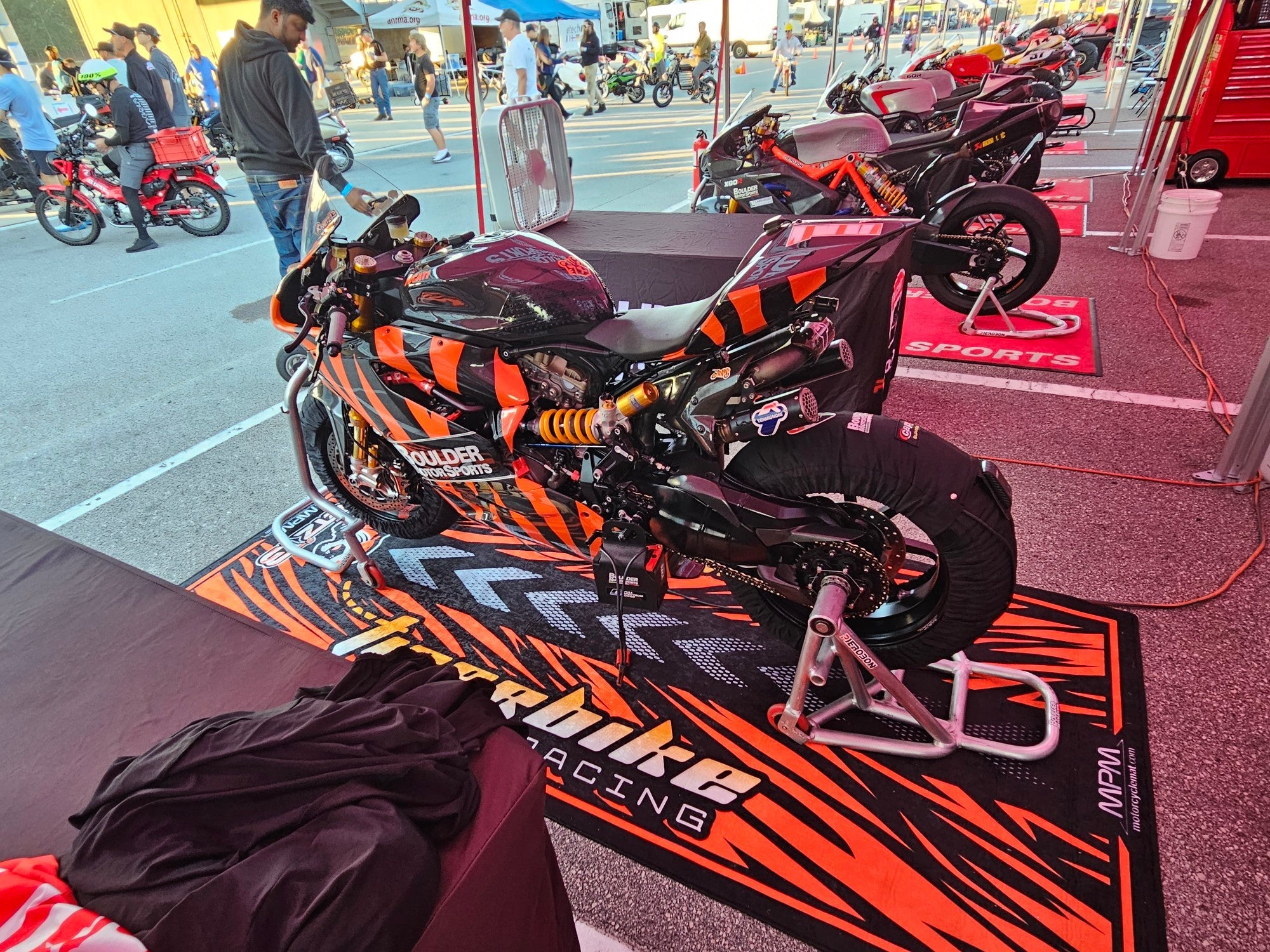 Custom Design MPM Motorcycle Mat – Special Design for You and Your Motorcycle!