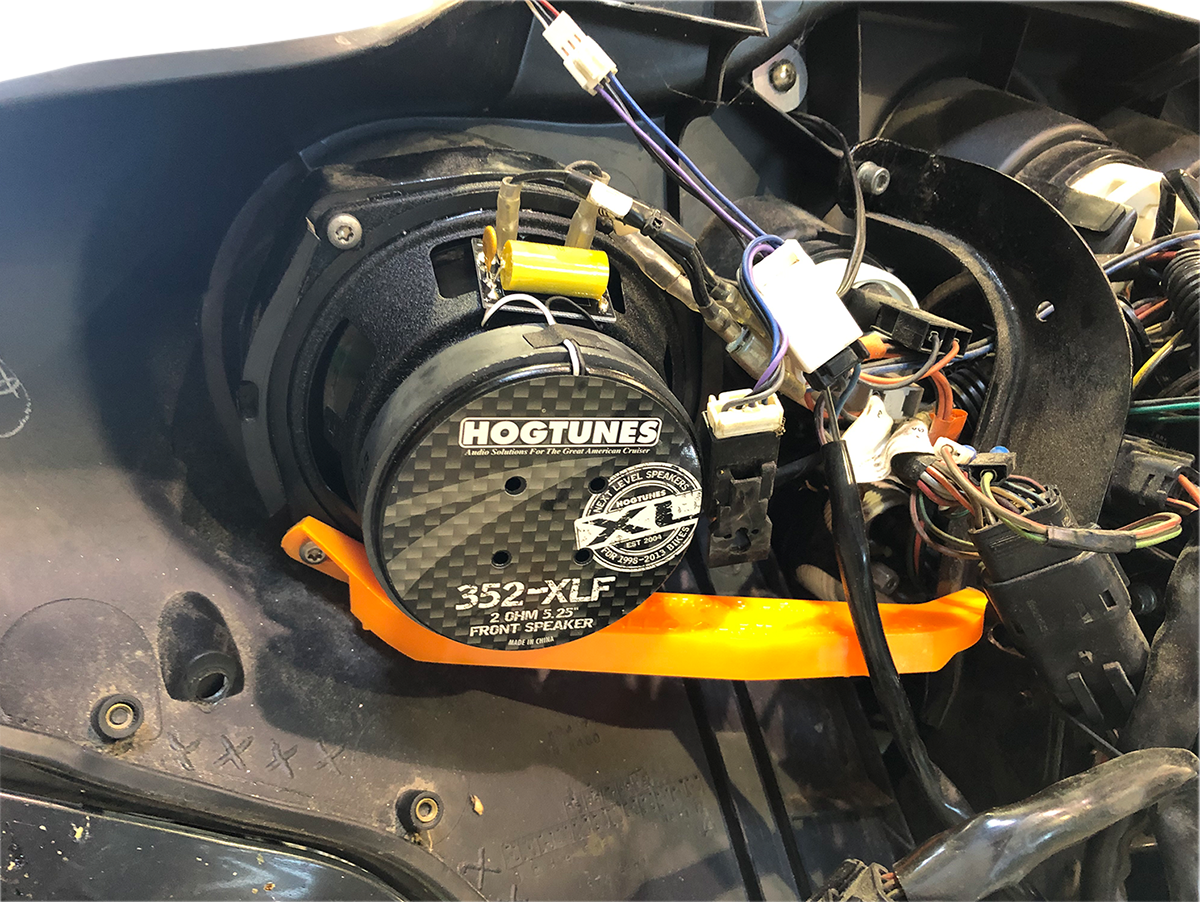 HOGTUNES Front Speakers - Speakers 5-1/4" / Front / '98-'13 FLHT/FLHX/FLTR 4405-0555