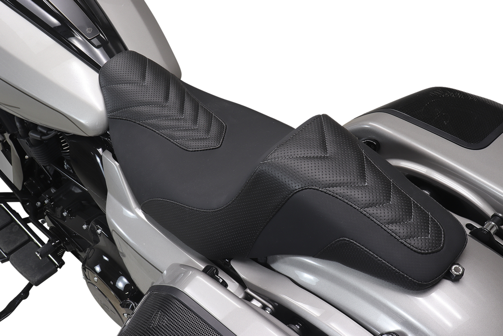 MUSTANG Kodlin Signature Series Squareback™ Seat