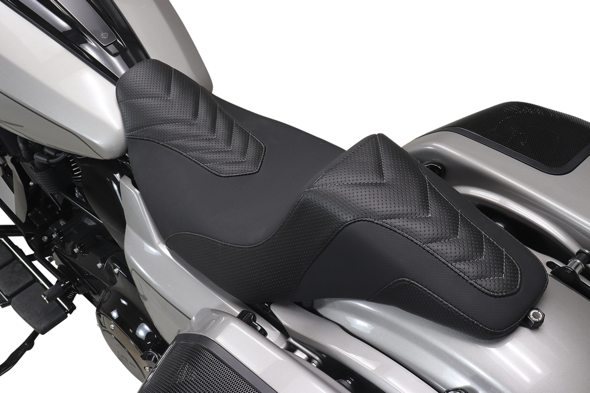 MUSTANG Kodlin Signature Series Squareback™ Seat