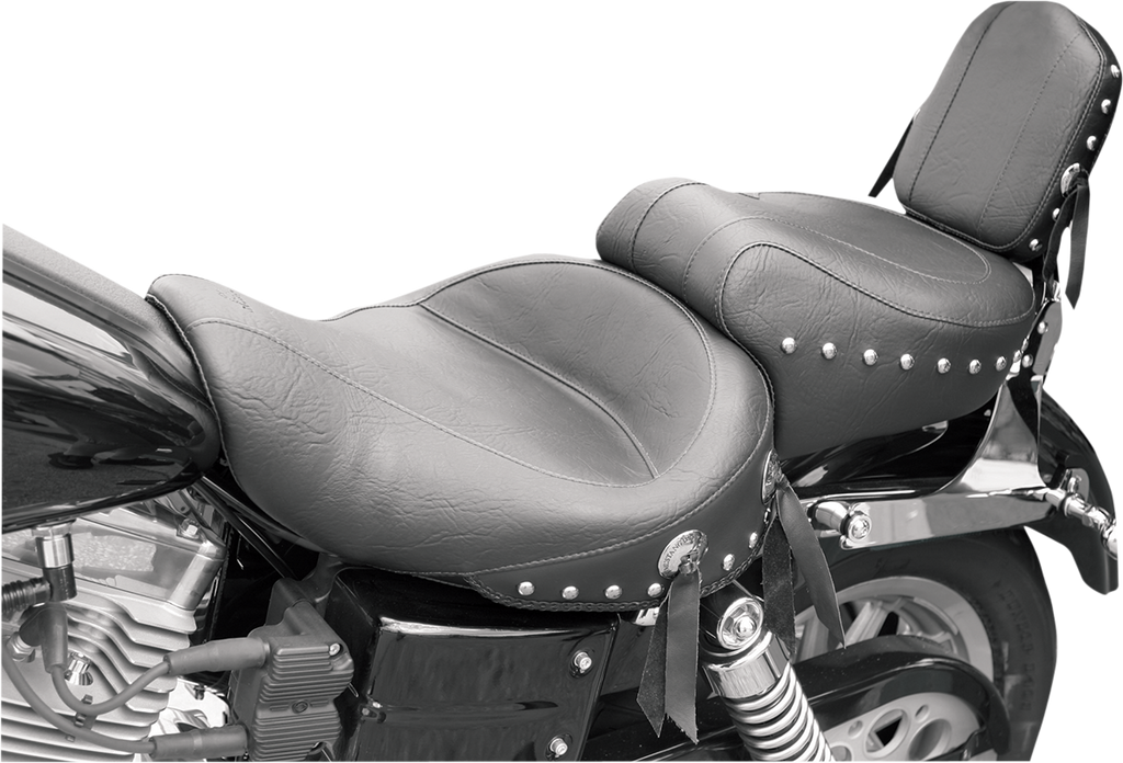 MUSTANG Studded 2-Up Seat