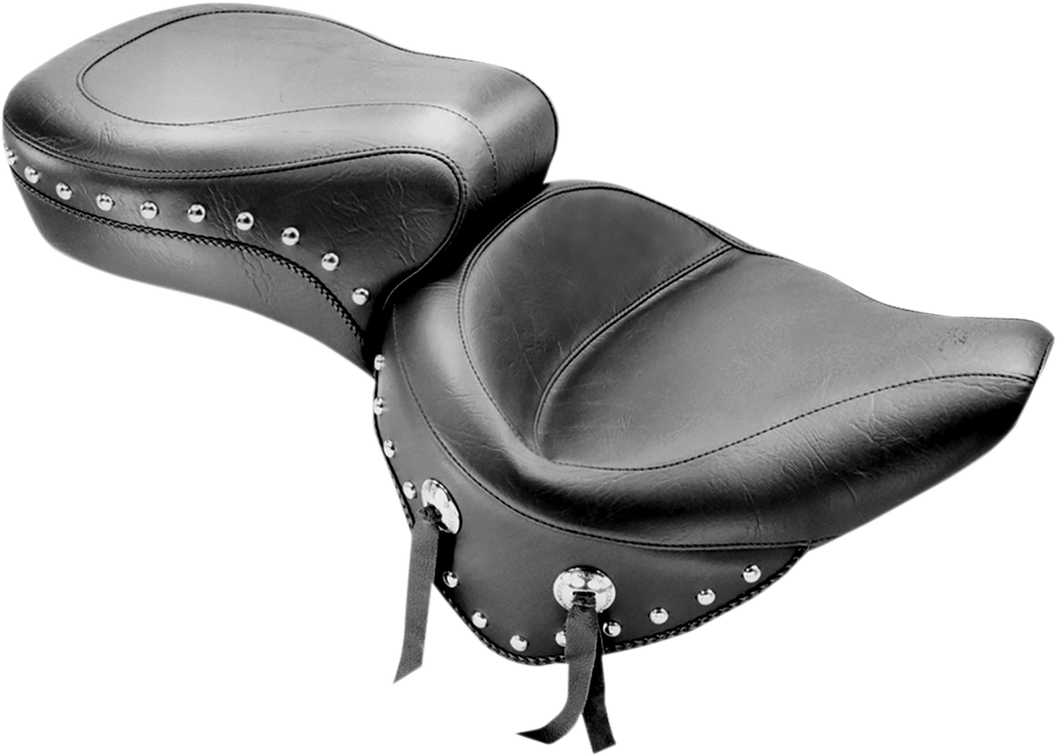 MUSTANG Studded 2-Up Seat