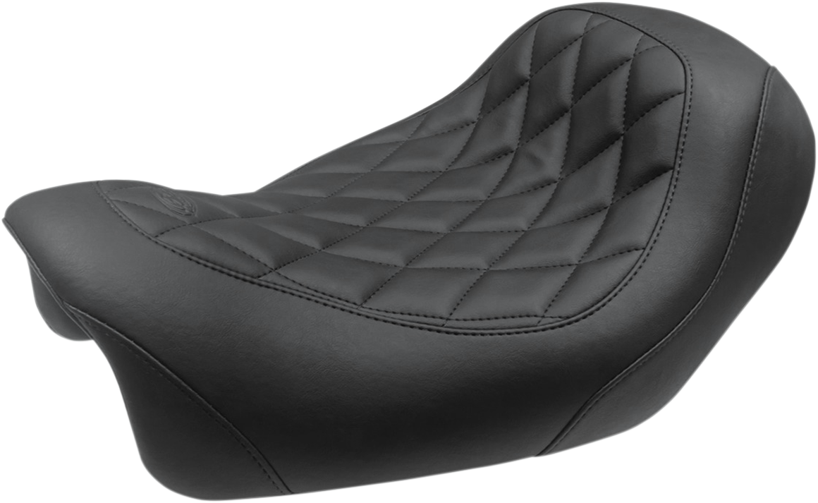 MUSTANG Wide Tripper™ Seat - Forward Wide Tripper Solo Seat / Diamond / Black / FXDF '14-'17 0802-1261