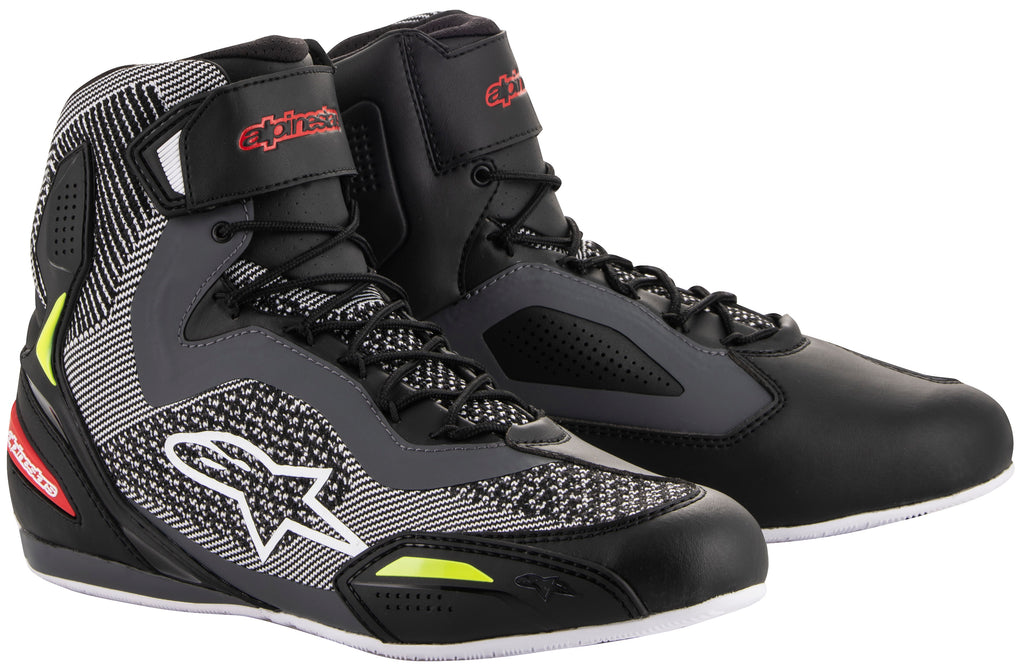p4m-source:http://localhost:8000/suppliers/helmet_house/image?sku=4112-0171-07&ref=4112-0171-03.jpg